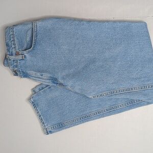 Levi's vintage 550 relaxed fit tapered leg dad jeans